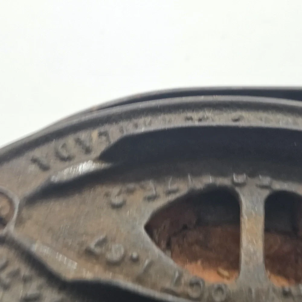 Antique‎ Enterprise Mfg Co Sad Iron No 2 & Cast Iron Trivet Philadelphia PA